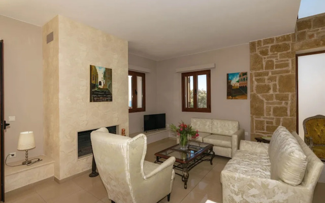 Armonia Seaside Villas
