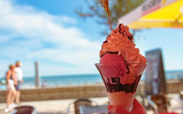 Appartement Balaruc-les-Bains, 1 pièce, 2 personnes - FR-1-503-54