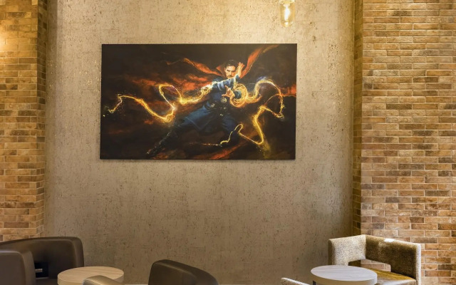 Disney's Hotel New York - The Art of Marvel