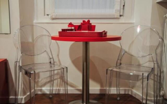 Eva & Diabolik's Secret Room