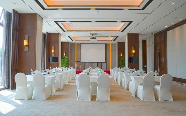 Hotel Indigo Dali Erhai by IHG
