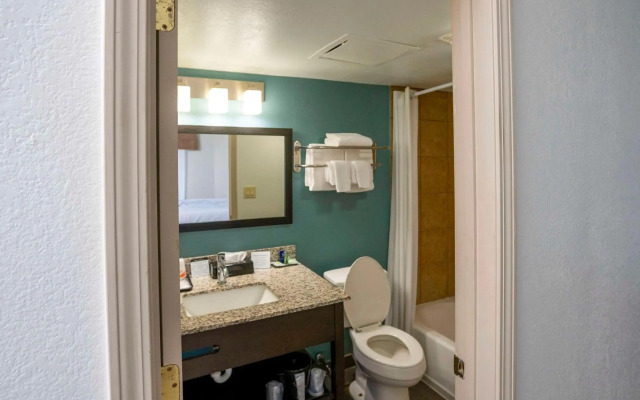 Sleep Inn Near Outlets