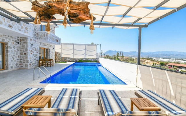 Villa Jet by Akdenizvillam