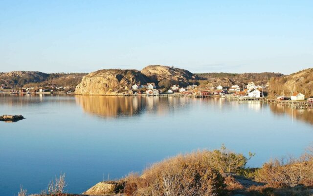 4 Person Holiday Home in Hamburgsund