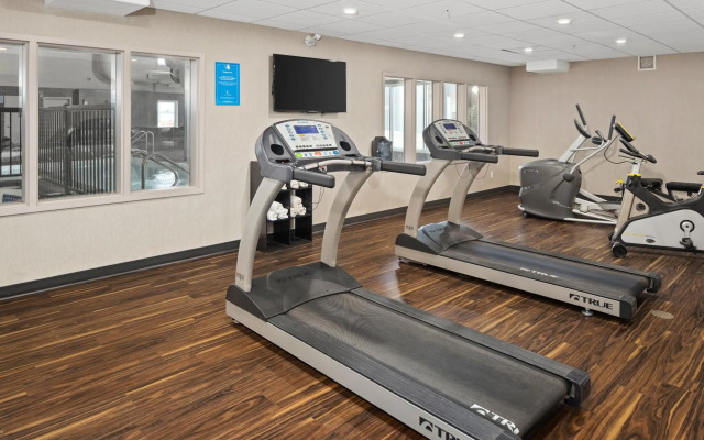 Home Inn & Suites Saskatoon South
