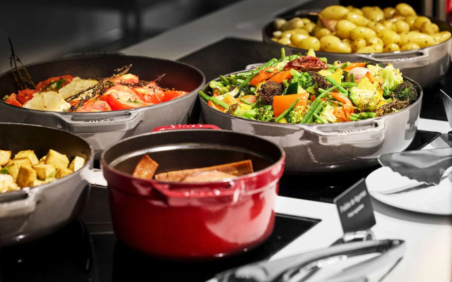 H4 Hotel Wyndham Paris Pleyel Resort