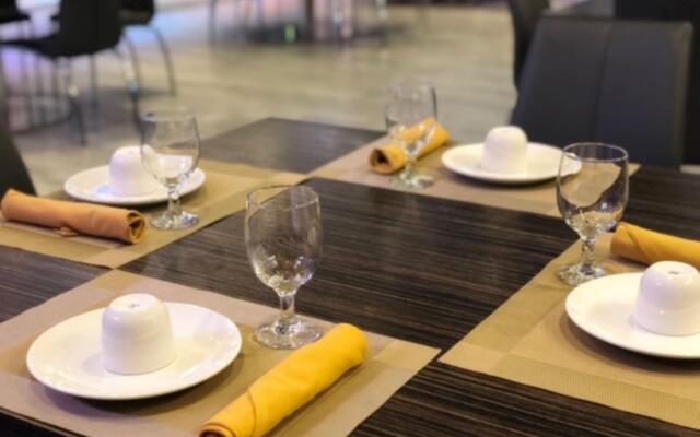 Holiday Inn El Monte - Los Angeles by IHG