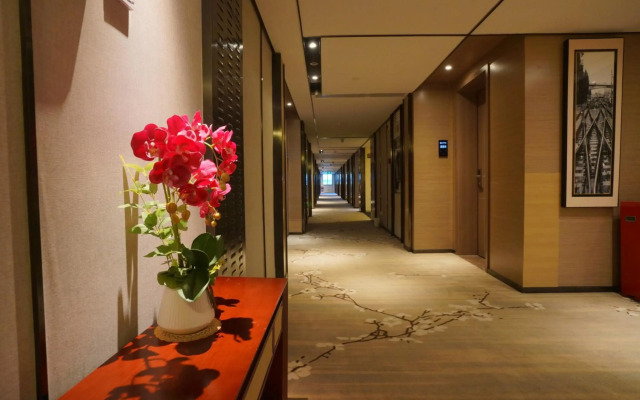Baiyun City Hotel
