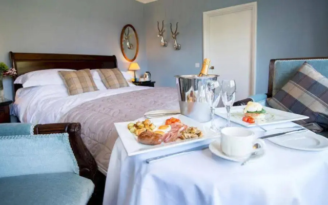 Port Lympne Reserve - Livingstone Lodge