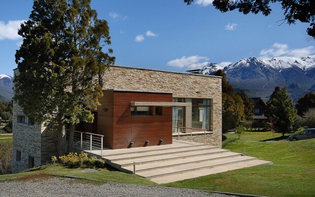 Luxurious Residence In Arelauquen AG9