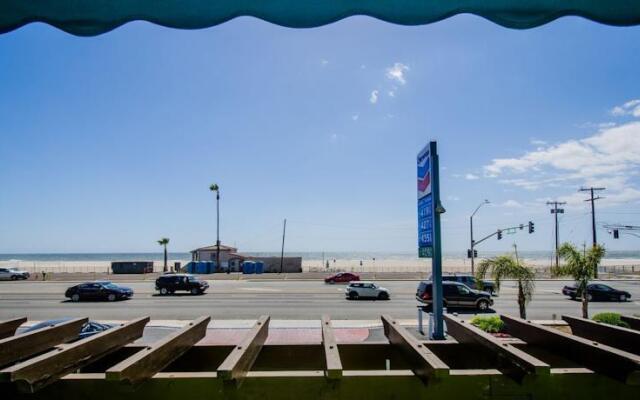 Entrada Playa Suites