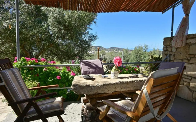 Spiti tou Papa sto Vouno