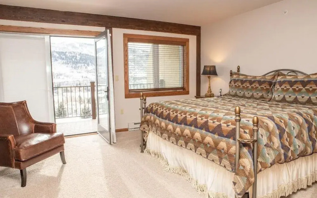 6 Chambertin Townhomes 4 Bedroom Townhouse by RedAwning