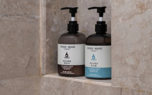 Wuhan Optics Valley Convention Hotel