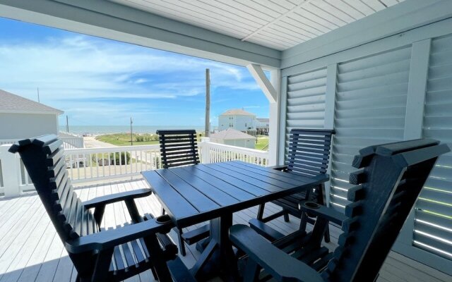 Ohana 3 Bedroom Home by RedAwning