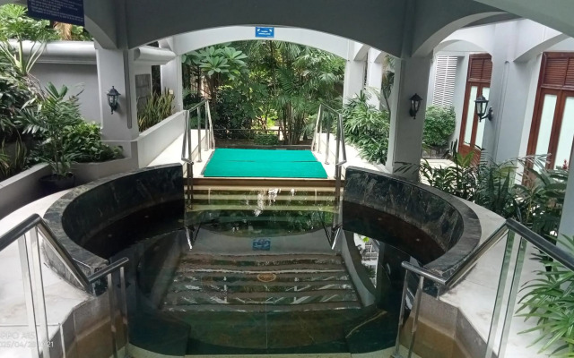 Rasamala & Cendana at Menteng