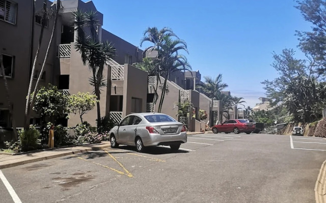 Isikhulu Apartments