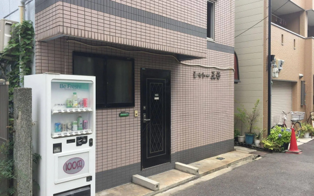 hotelImage