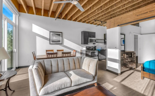 Tracyton Condo 202 in Bremerton