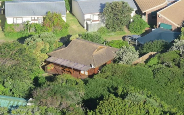 Picnic Rock Seaside Accommodation