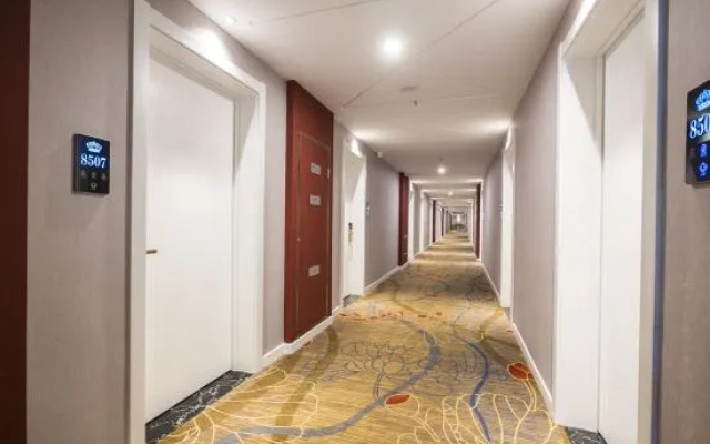 Mintai Select Hotel (Zibo Vientiane Huiba Daju Branch)