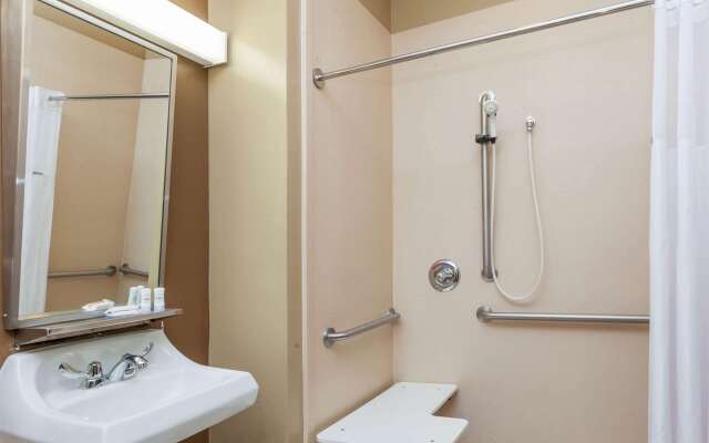 Microtel Inn & Suites by Wyndham Wheeler Ridge