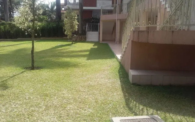 Lake Breeze House