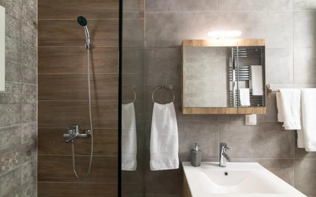 F & B Collection - Apartment for 6