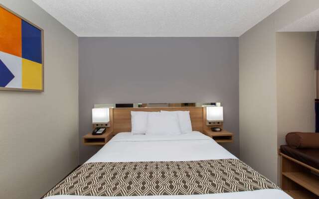 Microtel Inn & Suites by Wyndham Augusta/Riverwatch