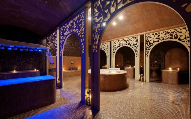 Barcelo Royal Beach