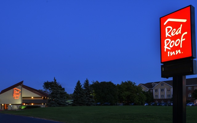 Red Roof Inn Milwaukee Airport