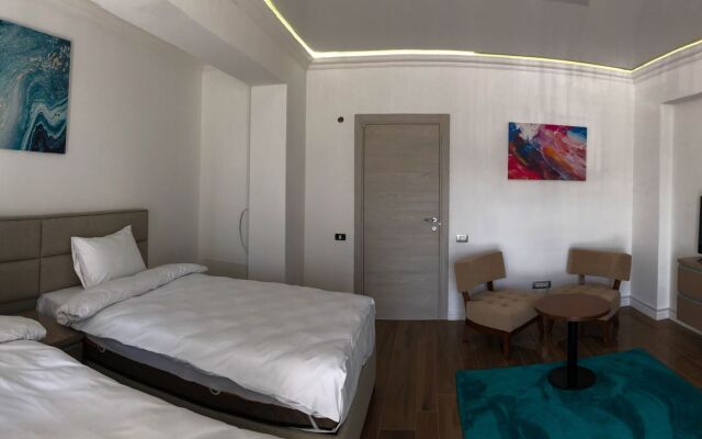 White Tower Mamaia