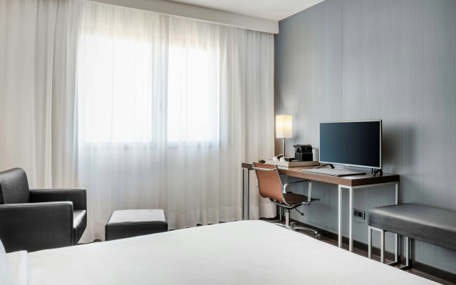 AC Hotel Algeciras by Marriott - Image 6