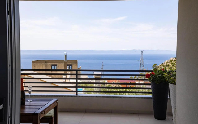 Sunshine House Makarska with Free Beach Parking