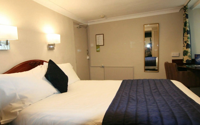 Quayside Hotel