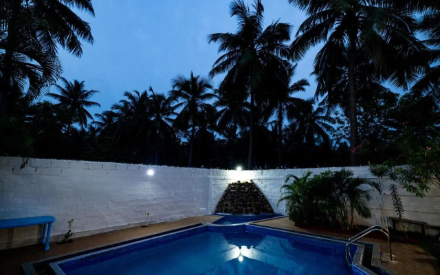 Sri Sai Holiday Inn