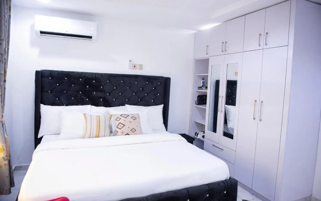 Luxury 3 Bedrooms Apart-24Hrs Elect/WIFI/Security