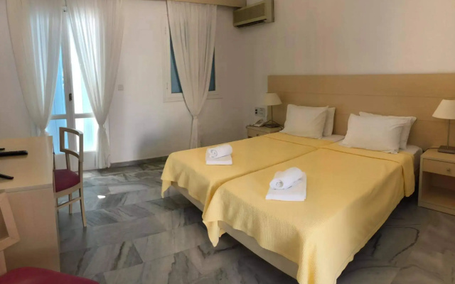 Narges Hotel