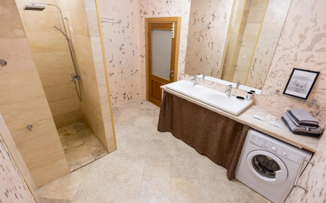 Апартаменты в загородном доме