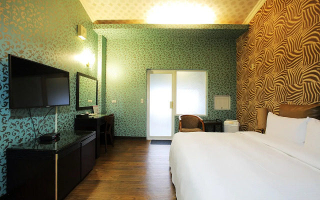 Cyuan Tang Hot Spring Hotel