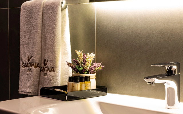 Santana Hotel