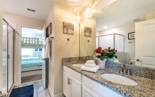 1314bw00 8 Bedroom Villa