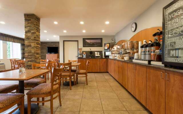 Ramada by Wyndham Portland