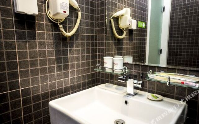 Motel 168 Hotel