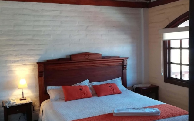 Imperio Real - Hosteria