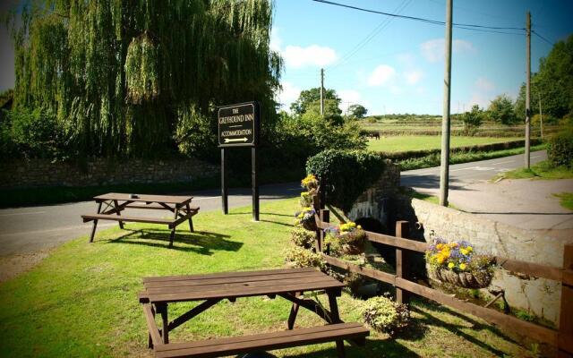 The Greyhound Inn Taunton