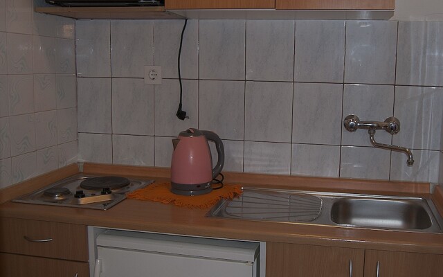 Apartments and Rooms Slavica