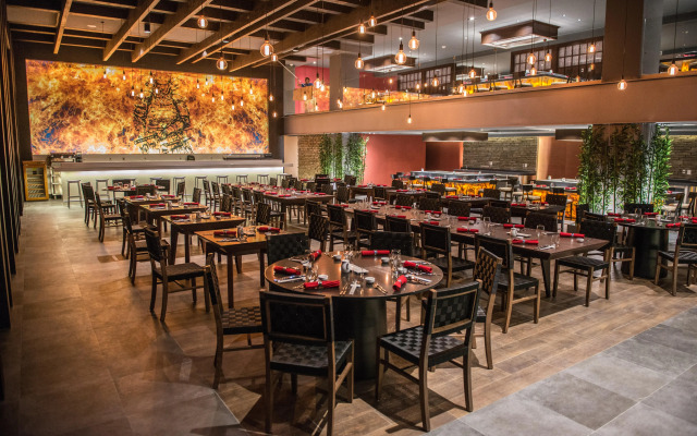 Royalton Riviera Cancun, An Autograph Collection All-Inclusive Resort & Casino