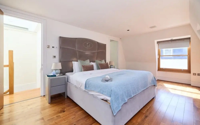 The Radnor Mews Residence Stylish 3bdr Mews House