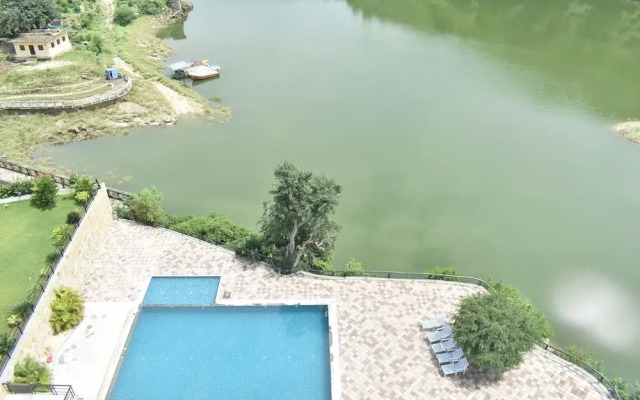 Via Lakhela Resort & Spa
